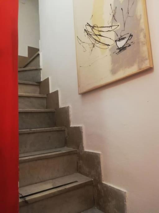 Capa E Coda Appartamento In Centro Storico Naples Exterior photo