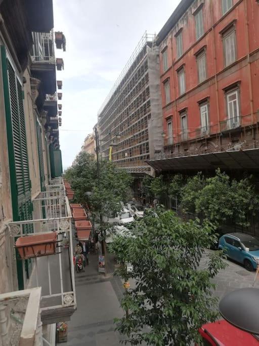 Capa E Coda Appartamento In Centro Storico Naples Exterior photo